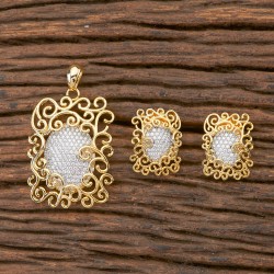 Pendent Set